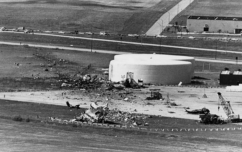 Delta Air Lines reiss 191... Autors: Testu vecis Komerciālo lidaparātu katastrofu bildes (Astoņdesmitie) 1980.-1985.g