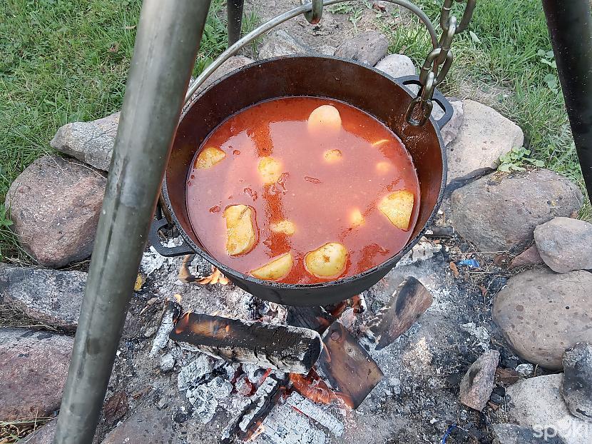Tad pielej ūdeni kartupeļus... Autors: Mrhaha Vakars pie ezera!