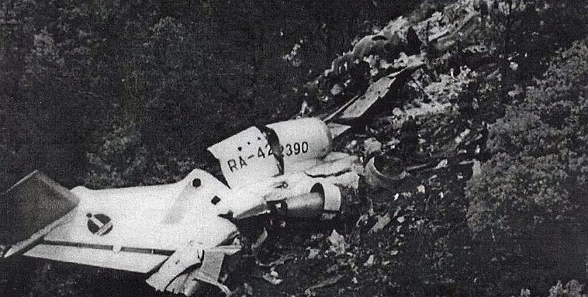 Avioimpex reiss 110 1993gada... Autors: Testu vecis Komerciālo lidaparātu katastrofu bildes (Deviņdesmitie) 1990.-1994.g
