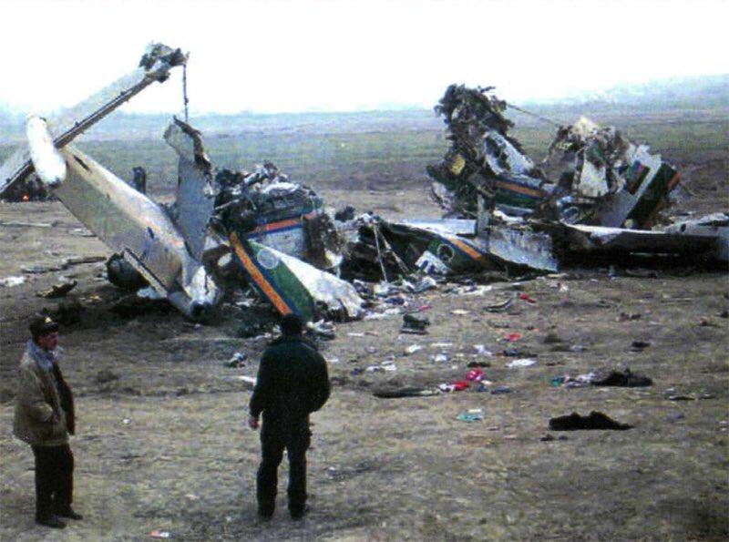 Azerbaijan Airlines reiss 56... Autors: Testu vecis Komerciālo lidaparātu katastrofu bildes (Deviņdesmitie) 1994.-1999.g