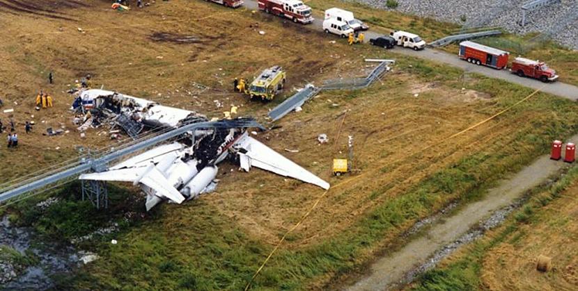 American Airlines reiss 1420... Autors: Testu vecis Komerciālo lidaparātu katastrofu bildes (Deviņdesmitie) 1994.-1999.g