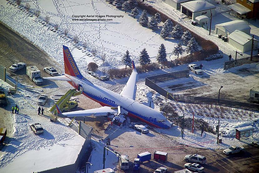 Southwest Airlines reiss 1248... Autors: Testu vecis Komerciālo lidaparātu katastrofu bildes (Divtūkstošie) 2004.-2007.g