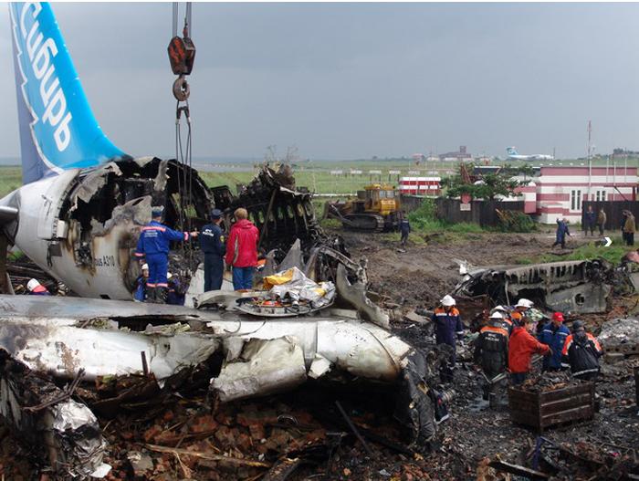 S7 Airlines reiss 778 2006gada... Autors: Testu vecis Komerciālo lidaparātu katastrofu bildes (Divtūkstošie) 2004.-2007.g
