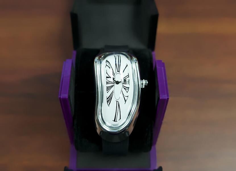 Scaronī pulksteņa dizaina... Autors: Zibenzellis69 20 neticami forši pulksteņi, par kuriem varat pārdot savu dvēseli