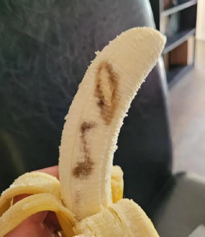 Banāns ar bojājumu kas... Autors: Lestets 20 reizes, kad cilvēki steidzās padalīties ar kaut ko retu un neparastu
