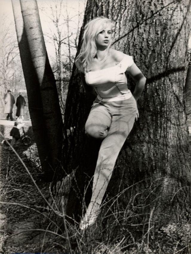  Autors: Zibenzellis69 30 pasakainas Barbaras Valentīnas fotogrāfijas 20. gadsimta 60. gados