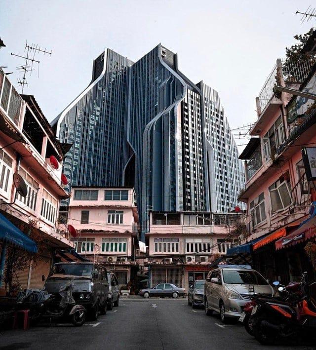 Dzīvojamā ēka Bangkokā kopumā... Autors: Zibenzellis69 Arhitekti izveidoja pārsteidzošas mājas, bet vai tādās kāds vēlēsies dzīvot