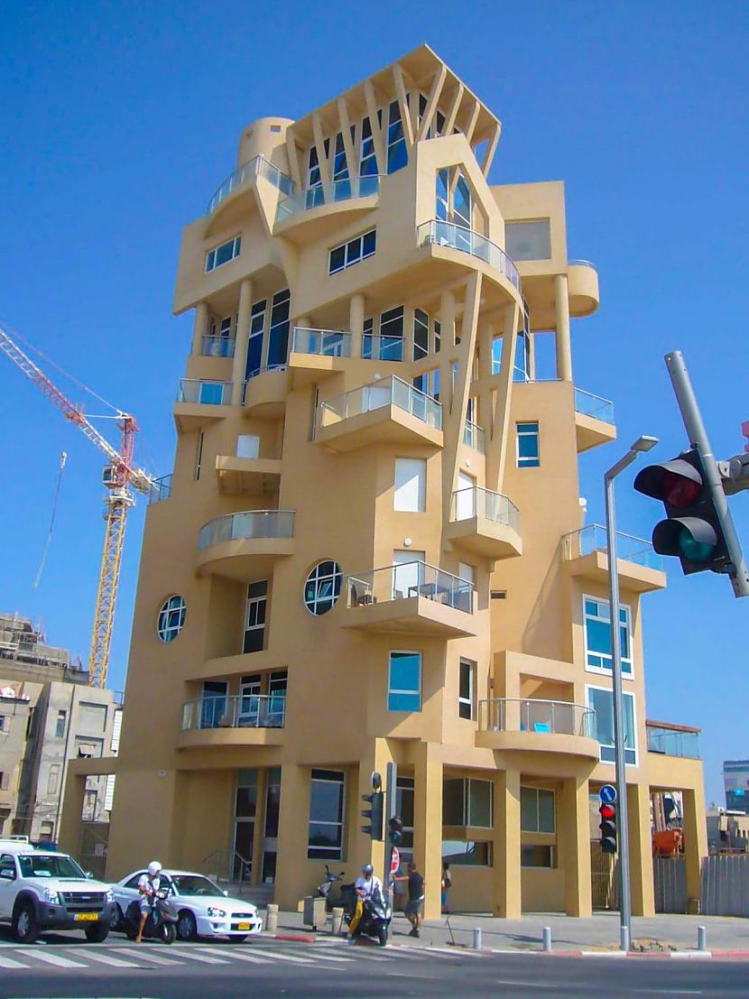 Scaronīs Telavivas... Autors: Zibenzellis69 Arhitekti izveidoja pārsteidzošas mājas, bet vai tādās kāds vēlēsies dzīvot