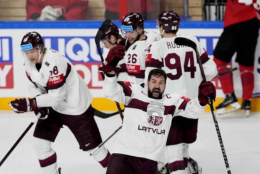 Četrus vārtus Latvijai guva... Autors: matilde VIDEO ⟩ Kas notika Latvijas hokeja izlases ģērbtuvē pēc liktenīgās uzvaras?