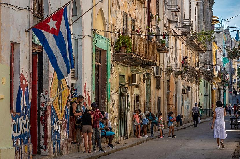 1 KubaKubā bieži izskatās ka... Autors: Lestets 15 nerakstīti noteikumi, kurus vajadzētu zināt, ceļojot uz dažādām valstīm
