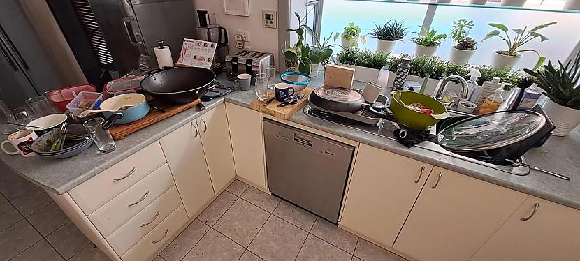 Manas virtuves stāvoklis pēc... Autors: Zibenzellis69 Internetā dalās ar foto: nelielas nepatikšanas, kas var radīt lielas dusmas