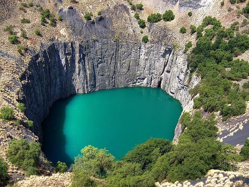 Big Hole Diamond Mine... Autors: Zibenzellis69 11 "zemes caurumi", kas izskatās kā fantastiski vārti uz citām pasaulēm