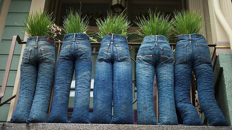 Varētu tev noderēt: Dažas foršas idejas – ko var pagatavot no veciem džinsiem