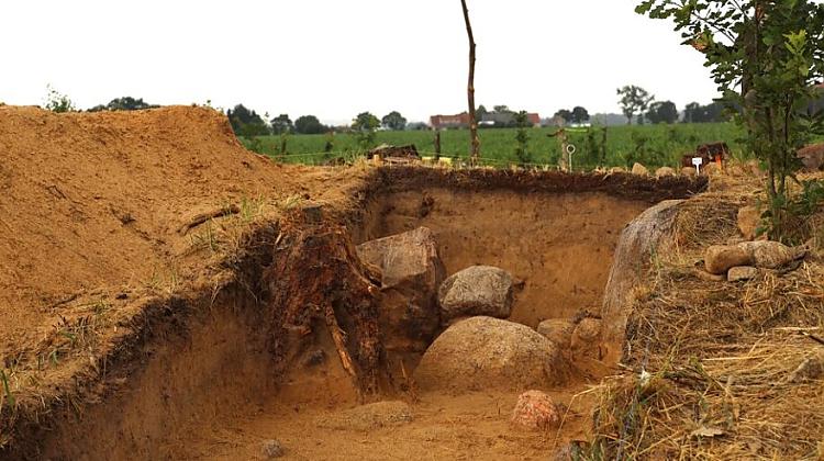 Polijā atrastajās «piramīdās» ir atklātas vairāk nekā 5500 gadus vecas kapenes